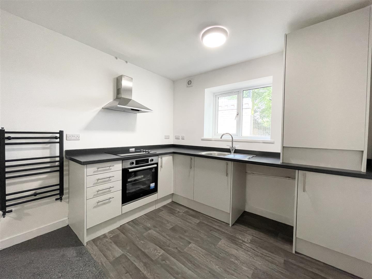 1 bed property in Clewlow Place, Stoke on Trent